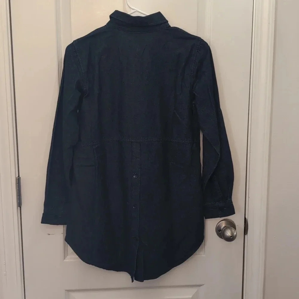 Joan Rivers Regular Vintage Washed Denim Shirt with Pockets - Picture 6 of 8